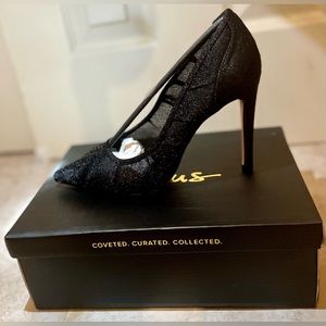 NWB Lulus Black Stilettos